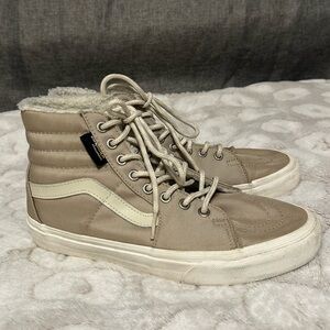 Women’s High Top Cordura Sherpa Lined Vans
